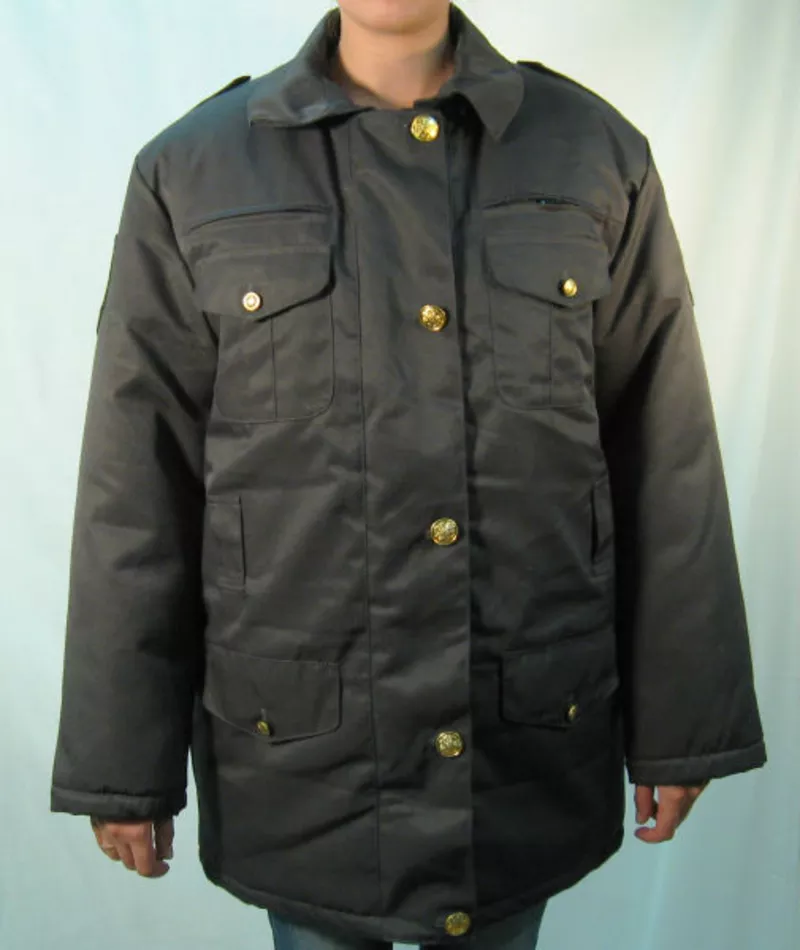 Двубортная домашняя или форменная куртка 7 букв