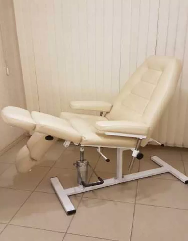 Продам педикюрное кресло кушетка в Челябинске 5