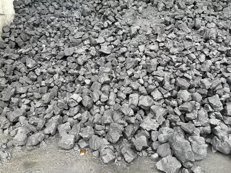 Уголь,  каменный,  кокс,  навалом и в мешках 2